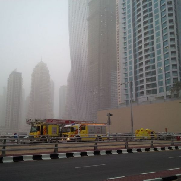 Απίστευτες εικόνες! Φωτιά στο «διαμάντι» του Ντουμπάι (φωτο)