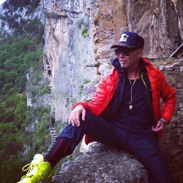 Ξέρω τι έκανες πέρυσι το Πάσχα! 