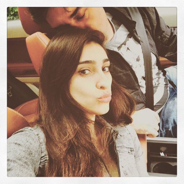 Τι έρωτας κι αυτός! Ακόμα και τα δόντια μαζί τα πλένουν!