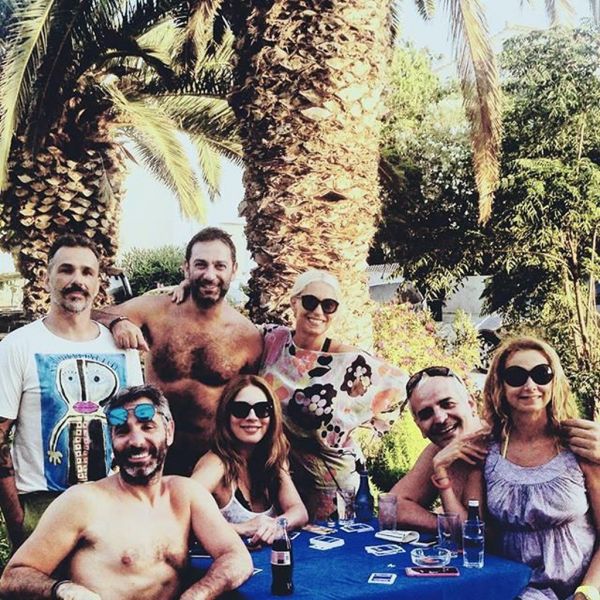 Μπακοδήμου-Λειβαδίτης: Δείτε με ποιους ηθοποιούς κάνουν διακοπές