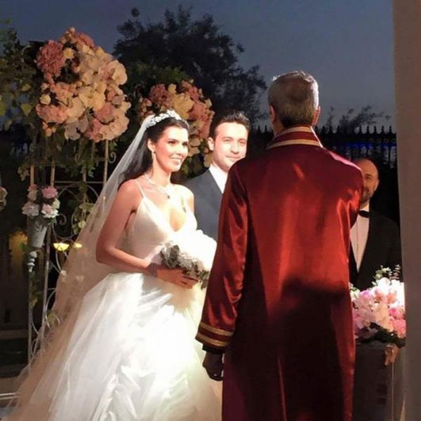 Να ζήσουν! Ποια πρωταγωνίστρια καθημερινής σειράς παντρεύτηκε;