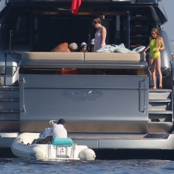 Ζωάρα έκανε η Lohan στην Μύκονο