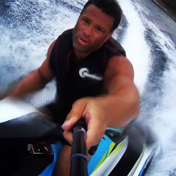 Το άλμπουμ του Κώστα Σόμμερ από τις διακοπές του