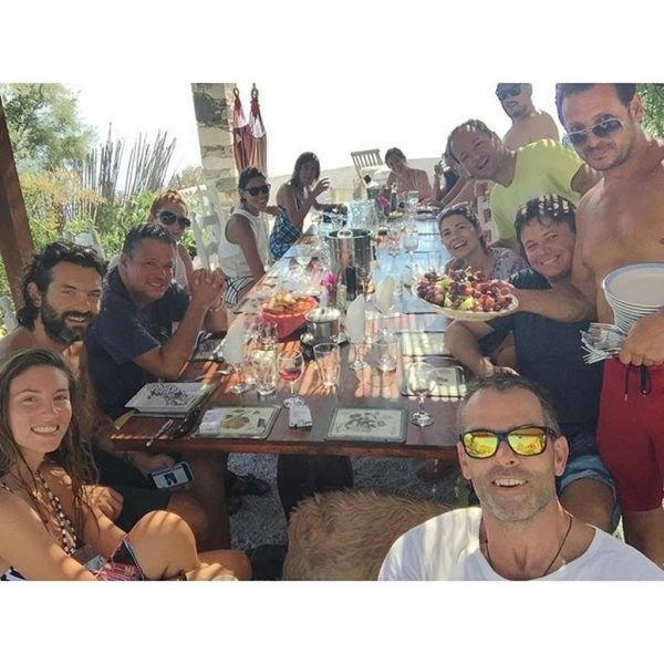 Οικονομάκου-Μιχόπουλος: Διακοπές με φίλους στην Σύρο