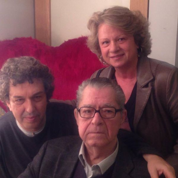 Ποιου ηθοποιού πατέρας και αδερφή είναι;