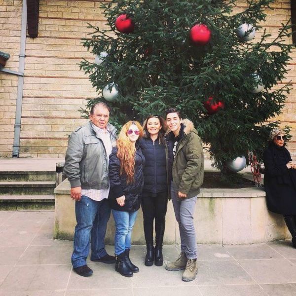 Μαλλιωτάκη με τον σύντροφο και τα παιδιά της