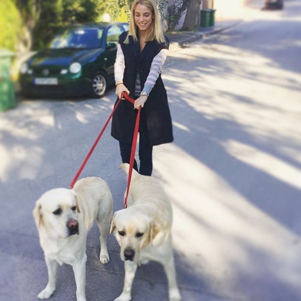 Δούκισσα Νομικού: Κυριακάτικη βόλτα με τα αγόρια της (φωτο)