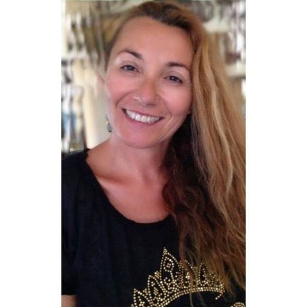 Πόπη Μαλλιωτάκη: Θα πάθετε πλάκα όταν την δείτε χωρίς ίχνος μακιγιάζ