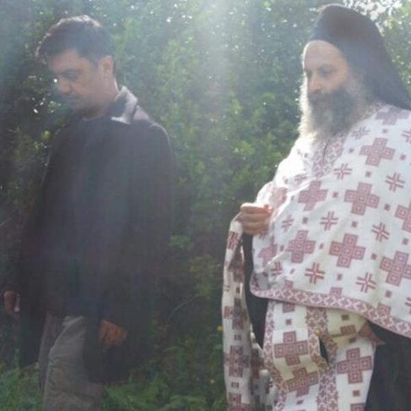 Στο Άγιο Όρος με τον διπλανό του στο σχολείο