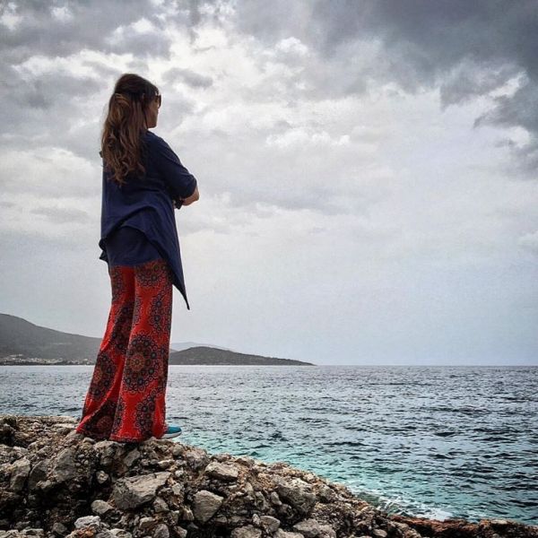 Καίτη Γαρμπή: Δείτε την σε παραλία της Επιδαύρου