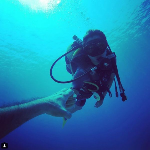 Οι ξέφρενες διακοπές του Burak Hakki με τα παιδιά του