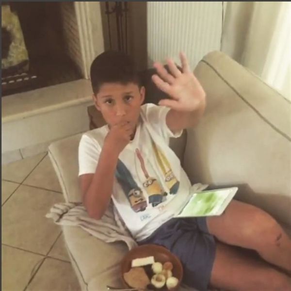 Αγγελική Ηλιάδη: Τι έκανε και ενόχλησε τον μεγάλο της γιο, τον Μπαμπίνο; (φωτό)