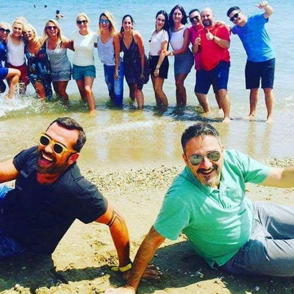 Μετά το φινάλε της εκπομπής ρίξανε και μια βουτιά!