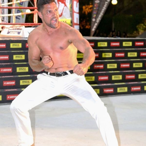 Αγρίεψε ο Manu Bennett