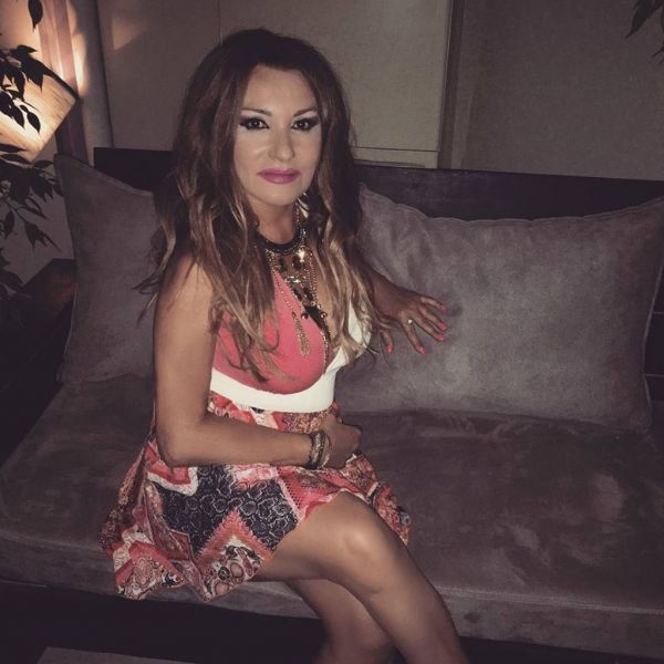 Πόπη Μαλλιωτάκη: Βραδινή έξοδος με τον γιο της (φωτο)