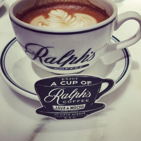 Μαρία Αραμπατζή: Ταξίδι αναψυχής με τον σύζυγό της στη Νέα Υόρκη (φωτο)