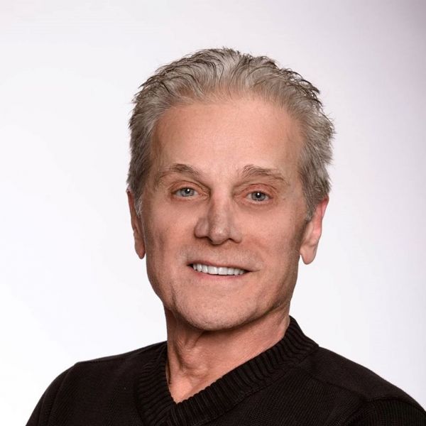 Θλίψη: Έφυγε από τη ζωή γνωστός τραγουδιστής