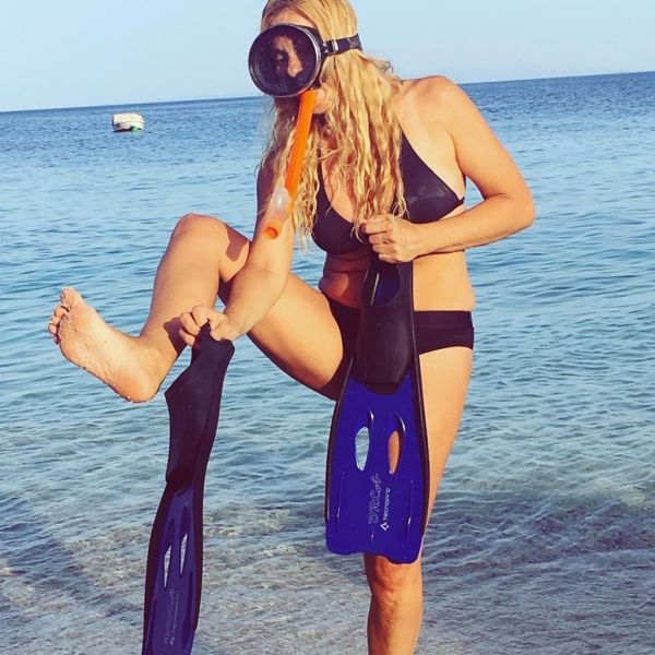 Και η Ζώζα Μεταξά τόλμησε! Οι φωτό της με μπικίνι και χωρίς ίχνος ρετούς 