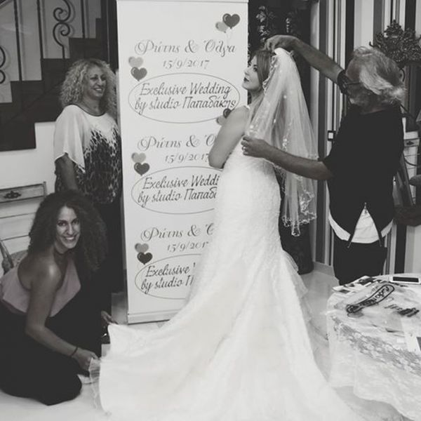 Σήμερα γάμος γίνεται. Παντρεύεται η κόρη της Άντζελας Δημητρίου