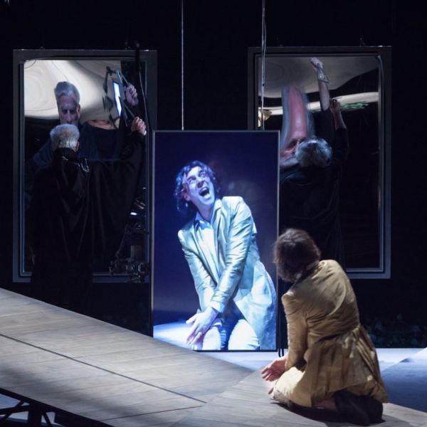 Ο Γιάννης Στάνκογλου ως… Καλιγούλας