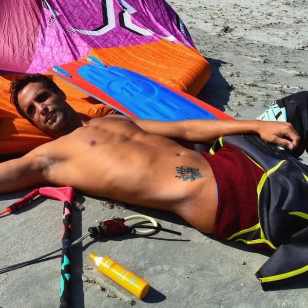 Survivor 2: Διάσημοι: Γιάννης Δρυμωνάκος: Από τις πισίνες στον… Άγιο Δομίνικο