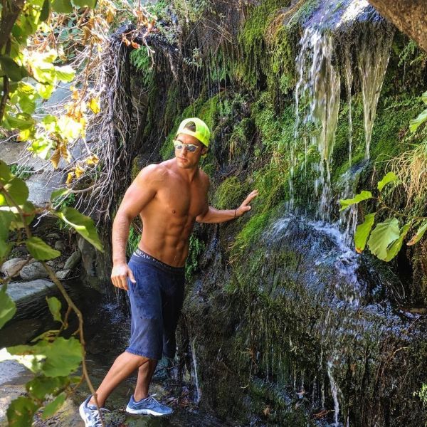 Νάσος Παπαργυρόπουλος: Ο νονός του, Τόλης Βοσκόπουλος και ο ρόλος του στο True Blood