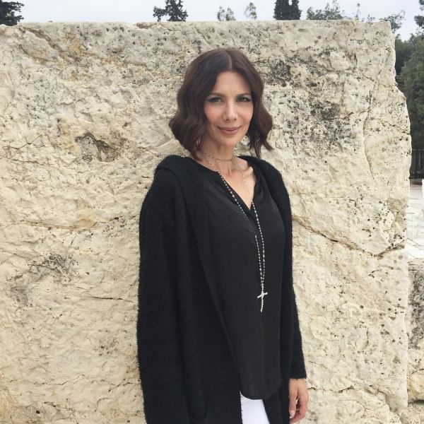 Την αναγνωρίζετε; Κι όμως είναι πασίγνωστη Ελληνίδα