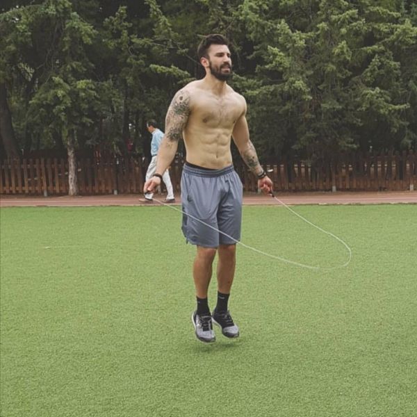 Ηλίας Γκότσης: Ο φύλακας – άγγελός του και η κρυφή αγάπη του