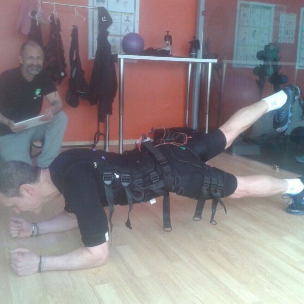 «Λιώνει» στη γυμναστική λίγες ώρες πριν φάει το αρνί