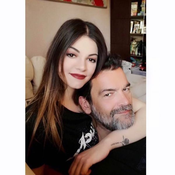 Τζένη Καζάκου: Πόσο όμορφη και πόσο ίδια με τη γιαγιά της Τζένη Καρέζη;