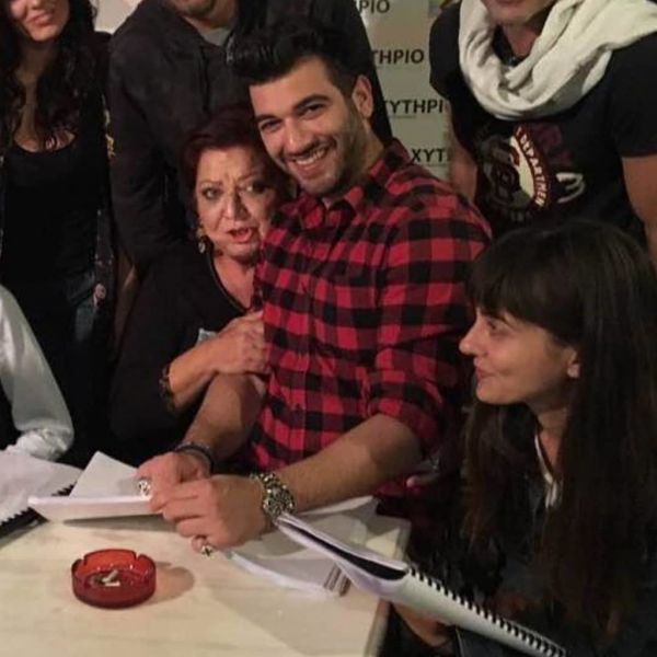 Το αντίο του Μάνου Ιωάννου στην Τζέσυ Παπουτσή