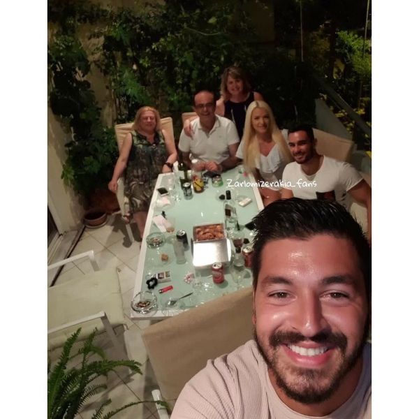 Ο Πάνος Ζάρλας για φαγητό στα πεθερικά του