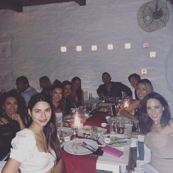 Καλομοίρα: Οι ξέγνοιαστες στιγμές της στην Ελλάδα 