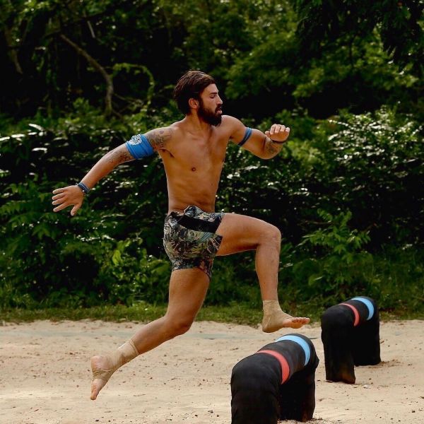 Ηλίας Γκότσης: «Δεν είχα ανέβει ποτέ ξανά σε αεροπλάνο…»