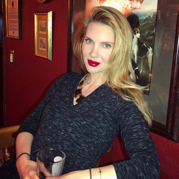 Ελληνίδα παρουσιάστρια ανακοίνωσε ότι είναι έγκυος: «Δεν είμαι καν τεσσάρων μηνών»