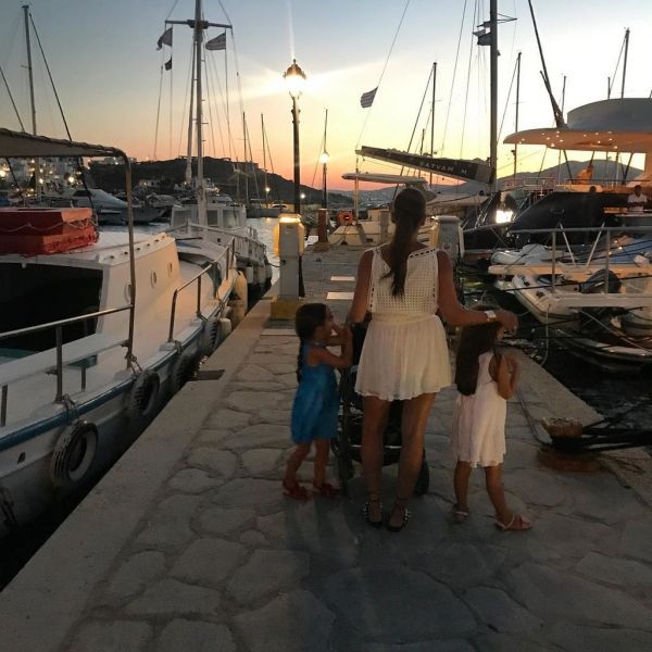 Τσιμτσιλή: «Με τα χρόνια έμαθα να ψάχνω την ευτυχία στις μικροχαρές της καθημερινότητας»