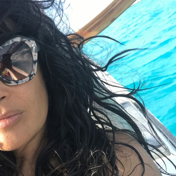 51χρονη ηθοποιός προκαλεί εγκεφαλικά με τα πλούσια προσόντα της! 