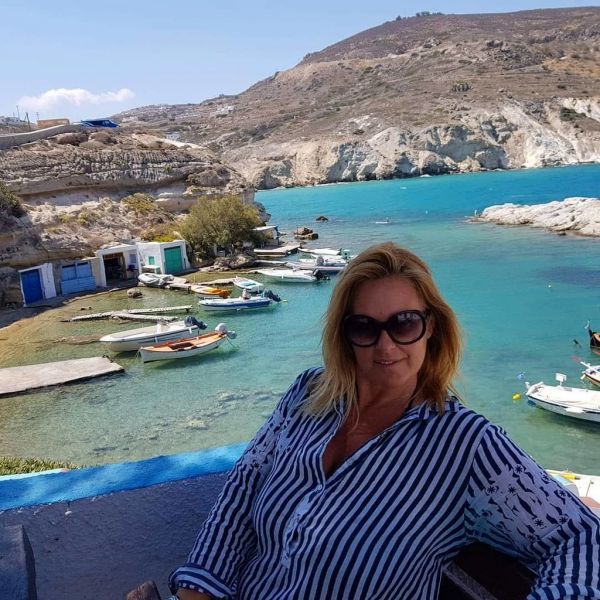 Ελένη Μενεγάκη: Η φωτό συνεργάτιδάς της και το μήνυμα της παρουσιάστριας στο instagram