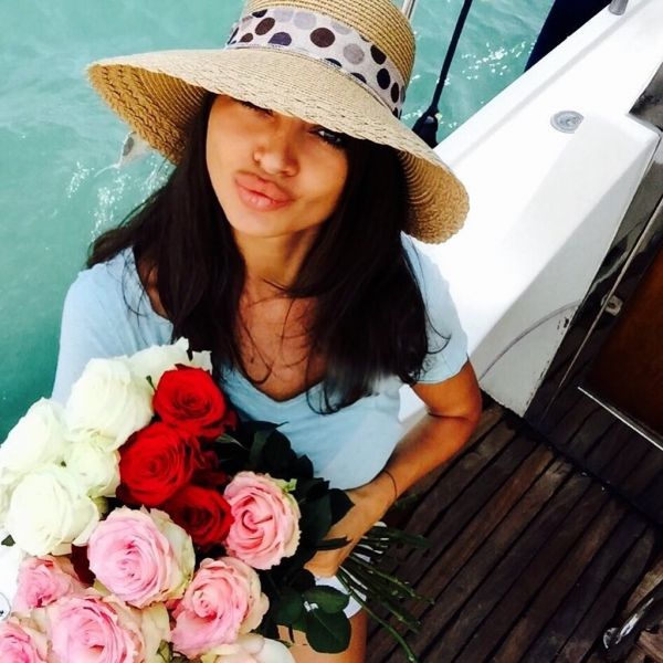 Άννα Λορένη: Η ερώτηση για την καταγωγή της από διαδικτυακό της φίλο και η απάντησή της