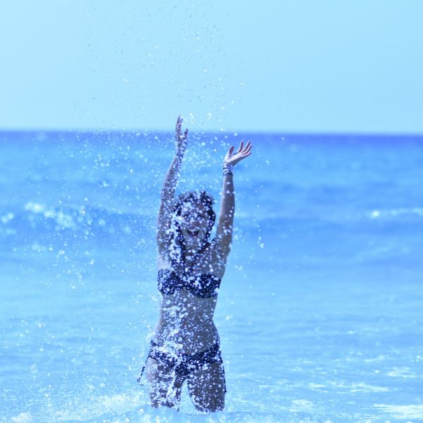 Η Βάσω Λασκαράκη πόσταρε φωτό της με μαγιό και «έριξε» το instagram