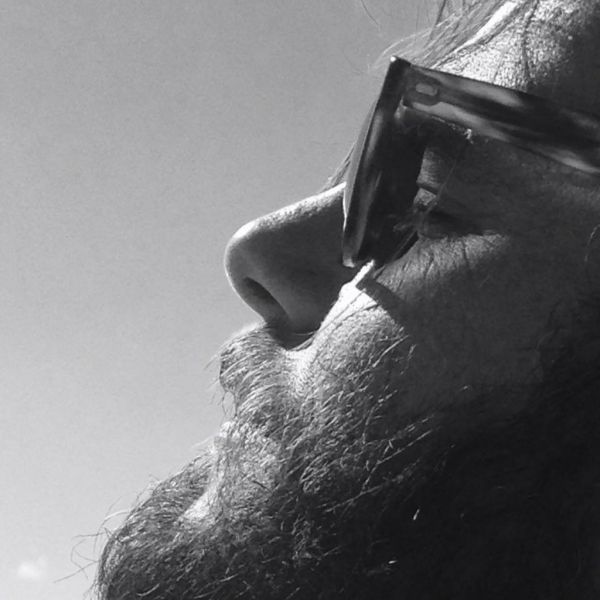 GNTM: Θα πάθετε πλάκα με τον κούκλο σύζυγο της Ζενεβιέβ Μαζαρί