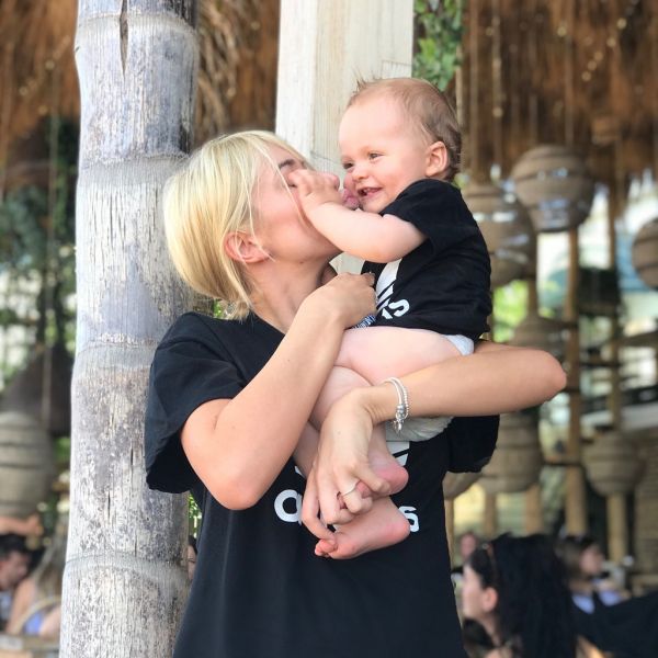 Η ανατρεπτική ζωή της Μικαέλας Φωτιάδη: Ο χωρισμός, η επανασύνδεση, η πρόταση γάμου και το παιδί! 