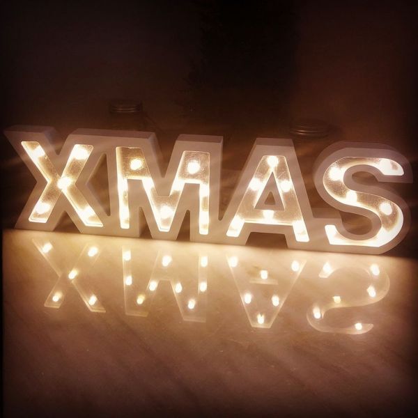 «Μετά από 11 χρόνια στόλισα μόνος μου το σπίτι και αυτό γιατί σήμερα θα ερχόταν ο πρίγκιπάς μου» 