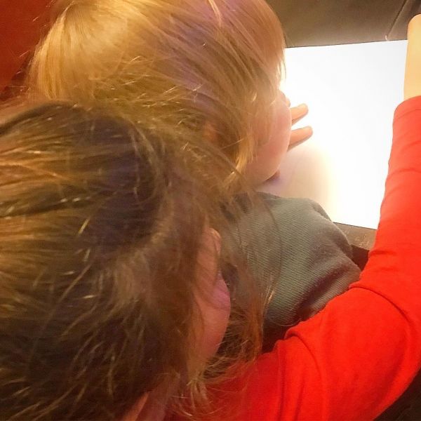 Κατερίνα Καραβάτου: Το τρυφερό μήνυμα στο Instagram και η φωτογραφία με τα παιδιά της!