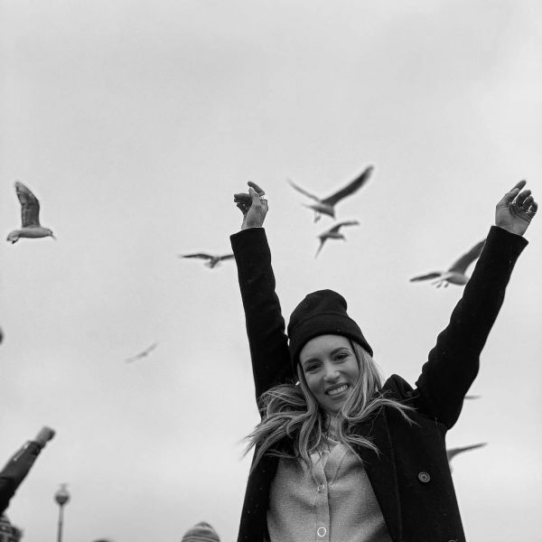 Αθηνά Οικονομάκου: Το ταξίδι της στο Παρίσι μέσα από εικόνες!