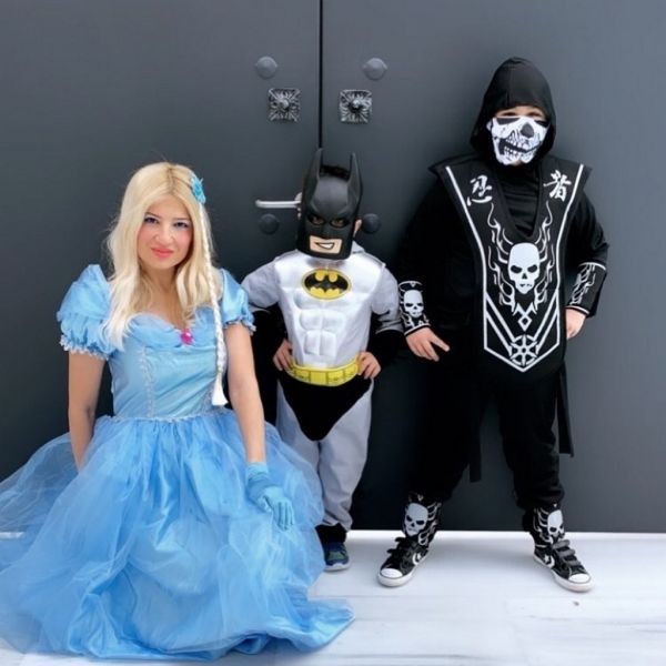 Φαίη Σκορδά: Μεταμφιέστηκε μαζί με τους γιους της (Φωτό)