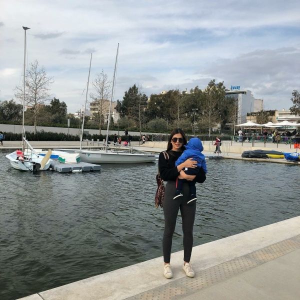 Σταματίνα Τσιμτσιλή: Σαββατιάτικη βόλτα με τον άντρα και τα παιδιά της - Οι τρυφερές φωτογραφίες