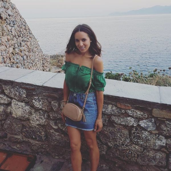 Καλομοίρα: Οι ξέγνοιαστες στιγμές της στην Ελλάδα 