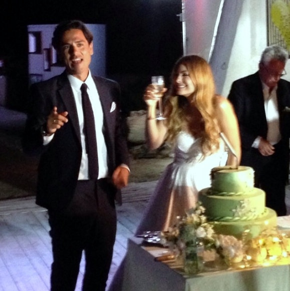 Καμπούρη-Ταρασιάδης: Όλα όσα έγιναν στο γαμήλιο πάρτι τους και το τρικούβερτο γλέντι! (φωτό)