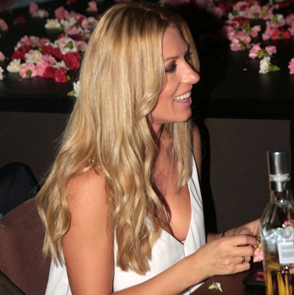 Κούκλα η Έλσα Τόλη